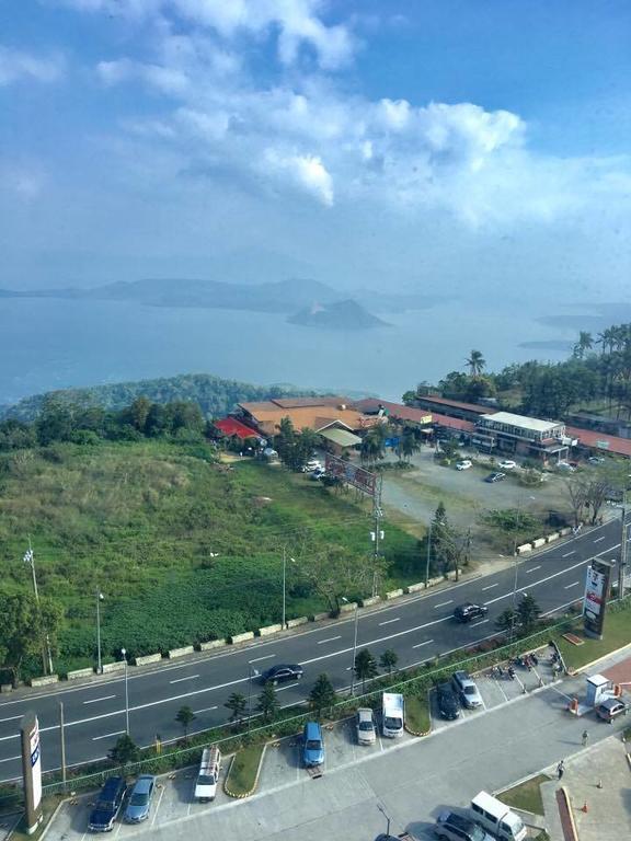Matlocs @ Wind Residences Tagaytay City Екстериор снимка