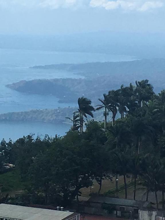 Matlocs @ Wind Residences Tagaytay City Екстериор снимка