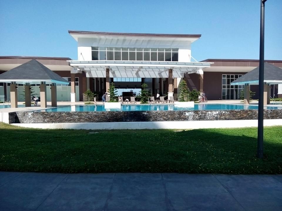Matlocs @ Wind Residences Tagaytay City Екстериор снимка